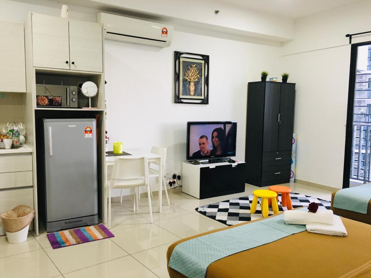 D'Gunduls Homestay Studio By Dgh I-City シャー・アラム エクステリア 写真