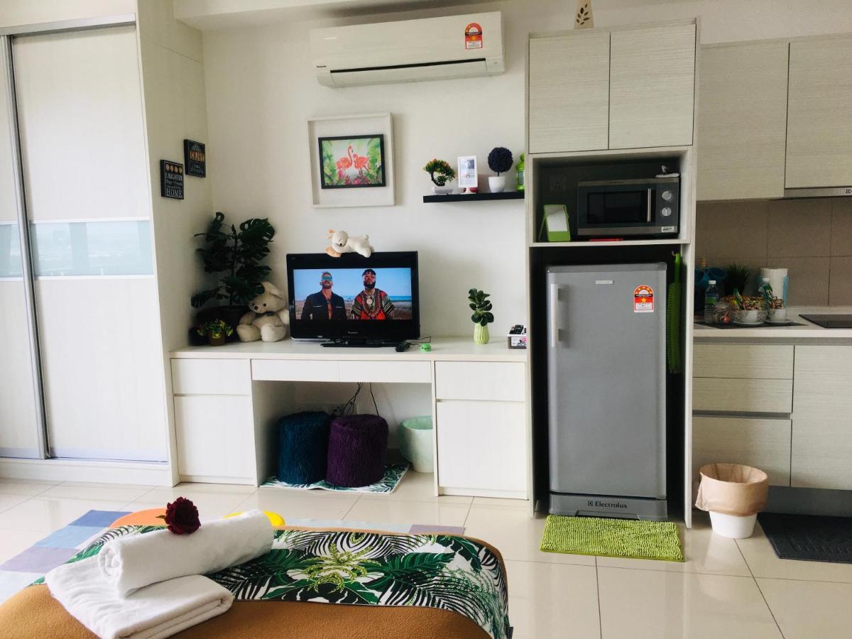 D'Gunduls Homestay Studio By Dgh I-City シャー・アラム エクステリア 写真