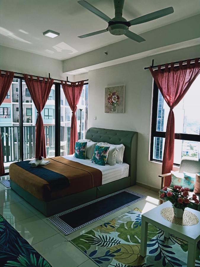 D'Gunduls Homestay Studio By Dgh I-City シャー・アラム エクステリア 写真